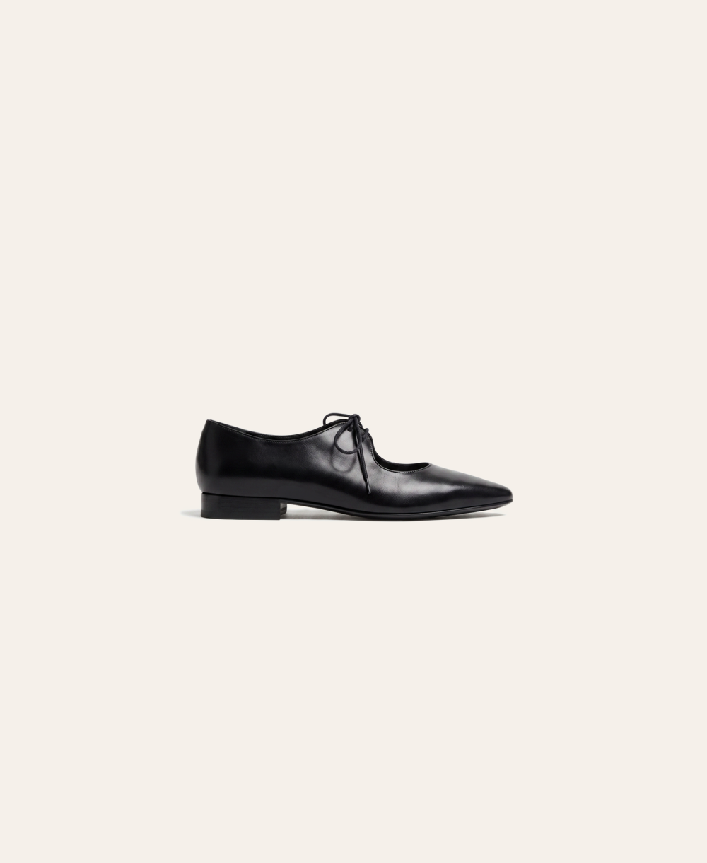 Audrey Lace-Up Flat